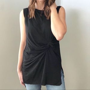 Black knotted tank